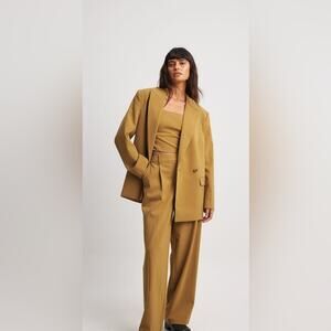 NWT NA-KD Oversized Double Breasted Blazer and Matching Straight Pants Sz 44/42
